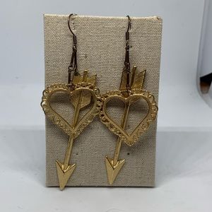Heart with arrow pierced dangle earrings